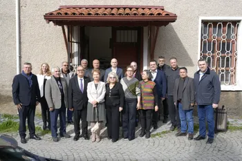 İLÇE KENT KONSEYLERİ BURHANİYE’DE BİR ARAYA GELDİ 