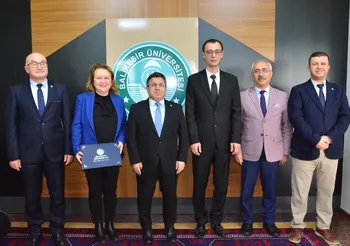 BAÜN BİLİM VE TEKNOLOJİ UYGULAMA VE ARAŞTIRMA MERKEZİNDE MÜDÜRLÜK DEVİR TESLİM TÖRENİ