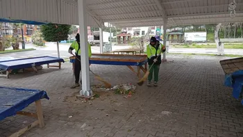 MARMARA ADALAR’DA TEMİZLİK ÇALIŞMALARI ARALIKSIZ DEVAM EDİYOR