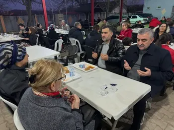 BAŞKAN GAGA, DEĞİRMENDERE’DE İFTAR SOFRASINA KONUK OLDU