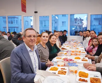 AYVALIK’TA KENT LOKANTASINDA RAMAZAN BEREKETİ