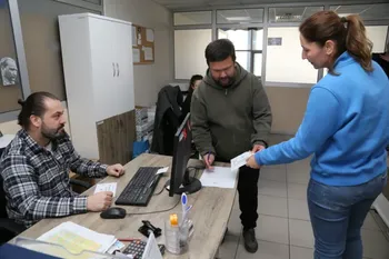 RAMAZAN’DA ALIŞVERİŞ KARTLARI MUHTARLAR ARACILIĞIYLA DAĞITILIYOR